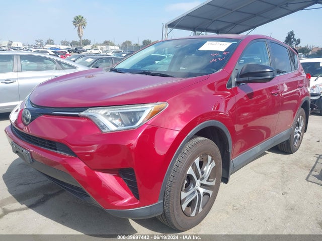 Toyota RAV4 LE 2018 2T3ZFREV2JW480585 Image 2