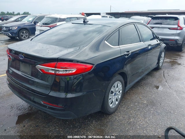 Ford FUSION S 2020 3FA6P0G75LR135509 Image 4