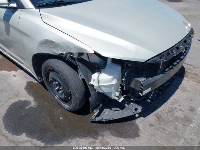 Hyundai ELANTRA SE 2017 5NPD74LFXHH171678 Image 6