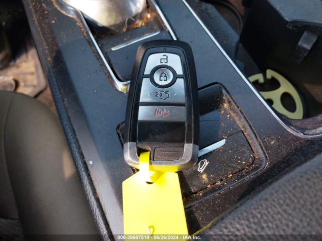 3FA6P0G76KR183583 Ford FUSION S