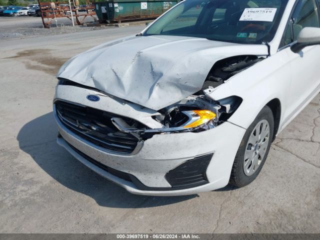 3FA6P0G76KR183583 Ford FUSION S