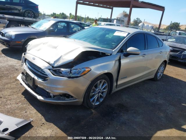 3FA6P0LU6HR317755 Ford Fusion Hybrid Se