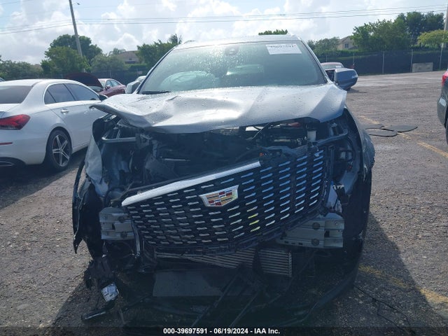 1GYKNAR40NZ114454 Cadillac Xt5 Fwd Luxury