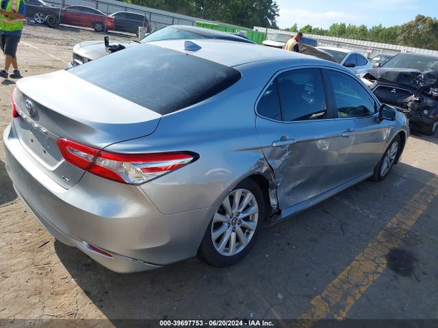 Toyota CAMRY LE 2020 4T1C11AK8LU892166 Image 4
