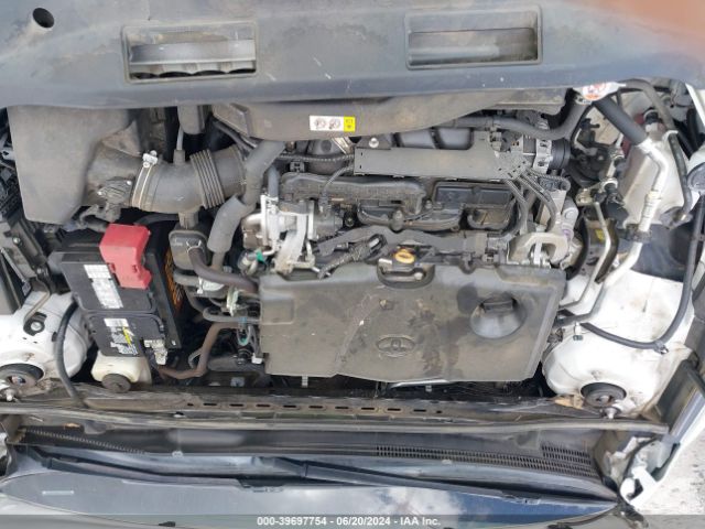 4T1B11HK8JU564826 Toyota CAMRY LE