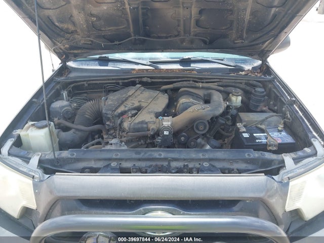 Toyota Tacoma Base V6 2014 3TMLU4EN2EM160091 Image 10