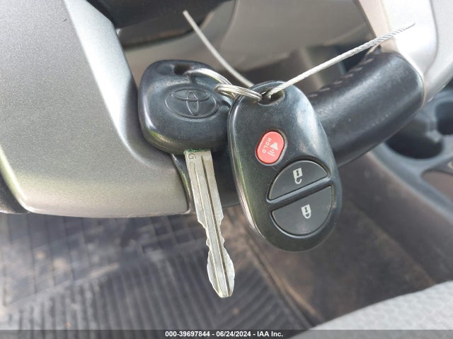 Toyota Tacoma Base V6 2014 3TMLU4EN2EM160091 Image 11
