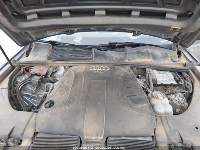 WA1LHAF71JD023453 Audi Q7 2.0t Premium