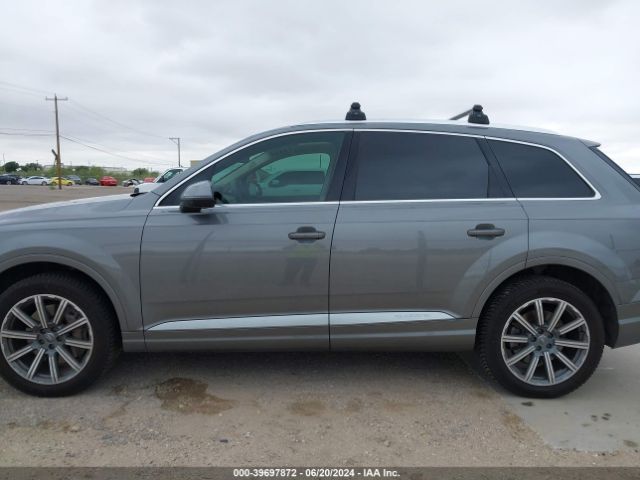WA1LHAF71JD023453 Audi Q7 2.0t Premium