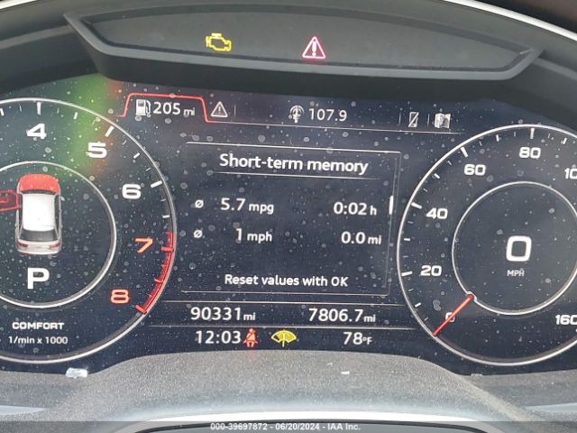 WA1LHAF71JD023453 Audi Q7 2.0t Premium