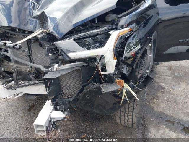 5TFLA5AB9NX015618 Toyota Tundra Sr5