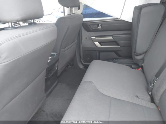 5TFLA5AB9NX015618 Toyota Tundra Sr5