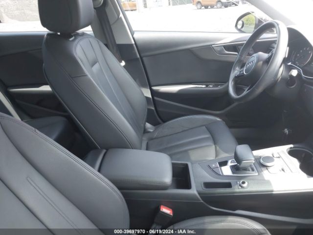 WAUDNAF43KN019535 Audi A4 45 Premium