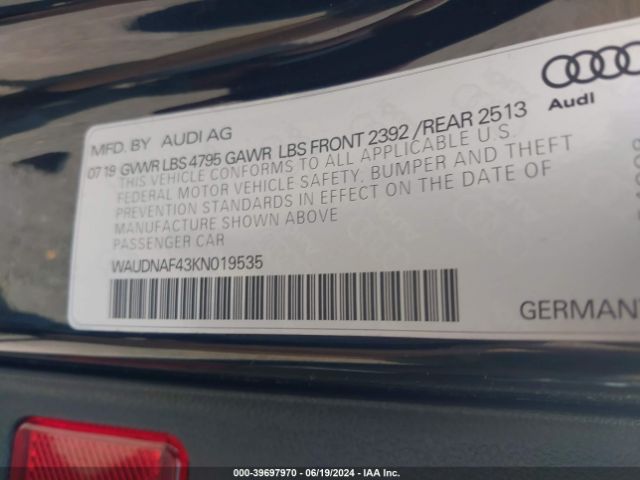 WAUDNAF43KN019535 Audi A4 45 Premium