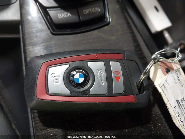 WBA8E1C31HK895463 BMW 330e Iperformance