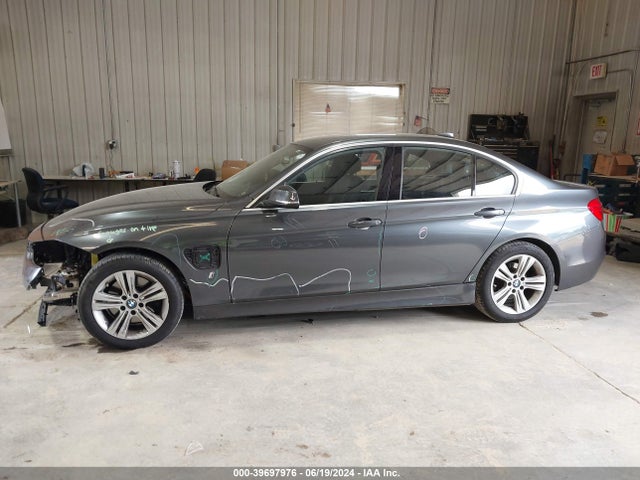 BMW 330e Iperformance 2017 WBA8E1C31HK895463 Image 15
