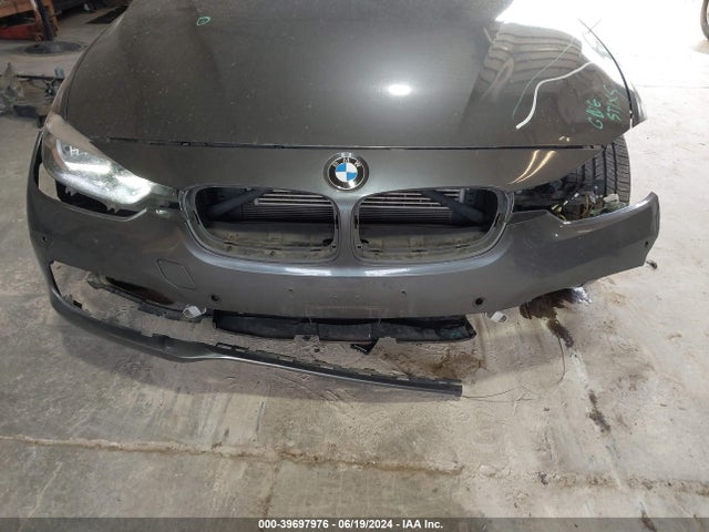 BMW 330e Iperformance 2017 WBA8E1C31HK895463 Image 6