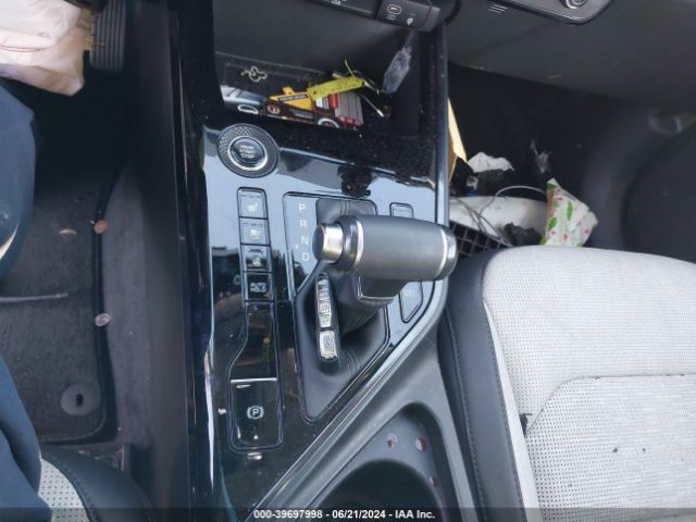 KNDCT3LE1R5162328 KIA NIRO SX
