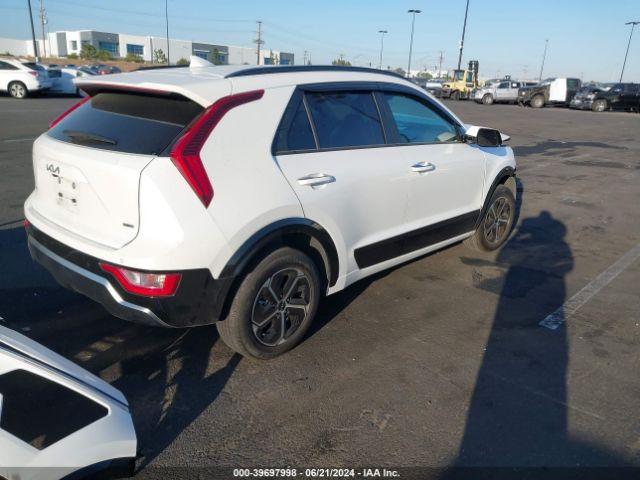 KNDCT3LE1R5162328 KIA NIRO SX