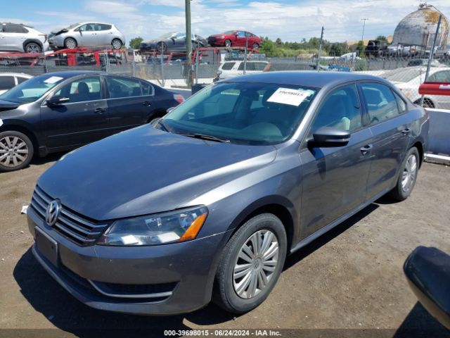 1VWAT7A34FC024626 Volkswagen Passat 1.8t S