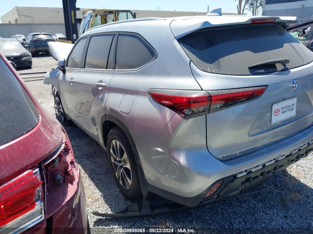 Toyota Highlander Xle 2023 5TDKDRAH3PS042627 Image 3