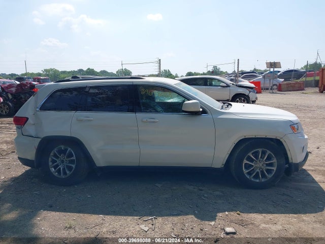 1C4RJFAG1FC675849 Jeep Grand Cherokee Laredo
