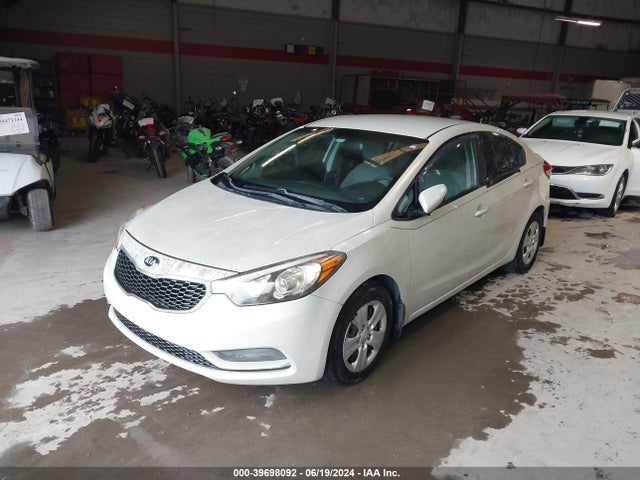 KIA FORTE LX 2015 KNAFK4A64F5295692 Image 2
