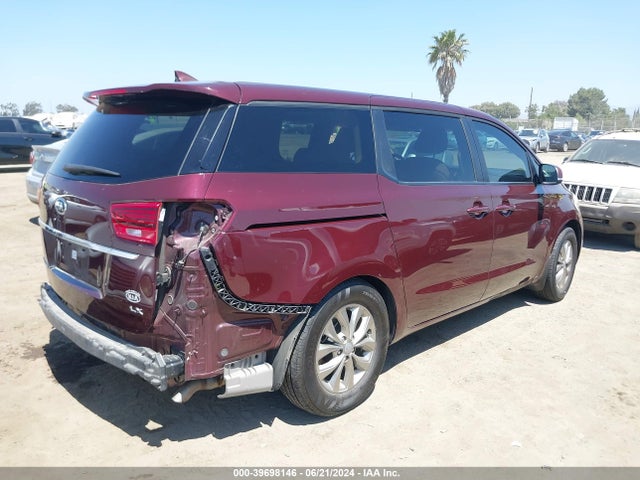 KIA SEDONA LX 2020 KNDMB5C18L6633764 Image 4