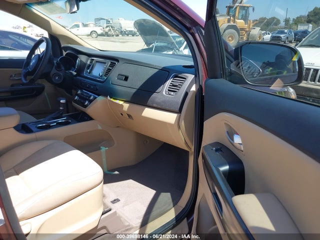 KIA SEDONA LX 2020 KNDMB5C18L6633764 Image 5