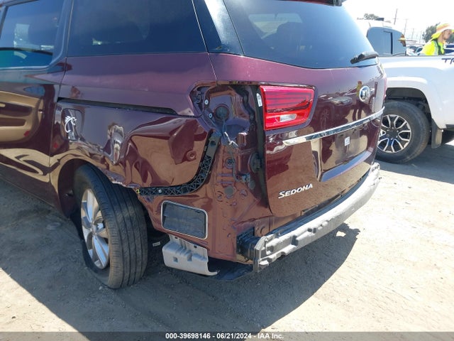 KIA SEDONA LX 2020 KNDMB5C18L6633764 Image 6