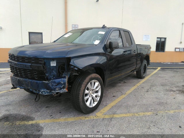 Chevrolet Silverado 1500 Silverado Custom 2019 1GCRWBEH0KZ380732 Image 2