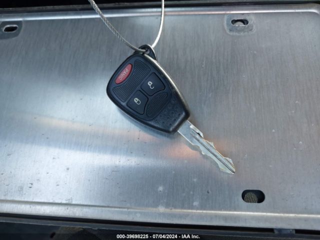 1C4NJCBB0FD409975 Jeep Compass Sport