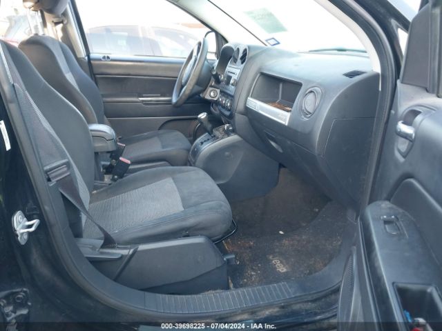 1C4NJCBB0FD409975 Jeep Compass Sport