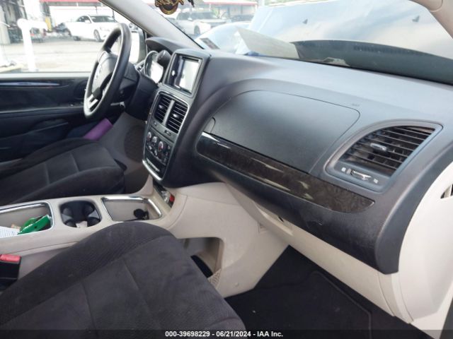 2C4RDGCG0ER155805 Dodge Grand Caravan Sxt