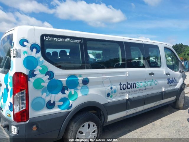 1FBZX2ZM0HKB07512 Ford Transit-350 Xlt