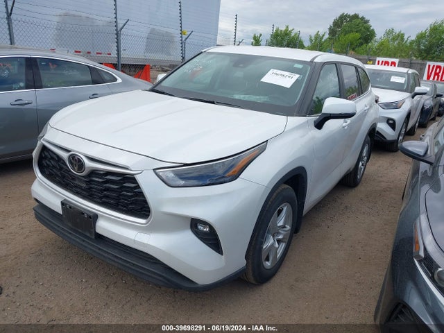 Toyota Highlander Le 2024 5TDKDRBH1RS533859 Image 14