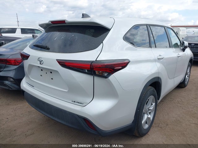 Toyota Highlander Le 2024 5TDKDRBH1RS533859 Image 4