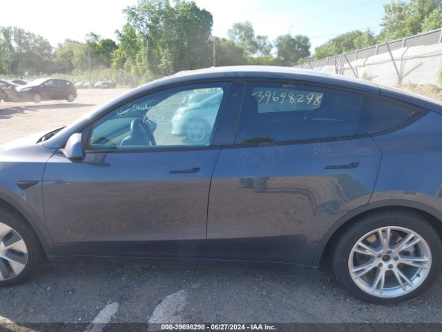5YJYGDEE2LF037275 Tesla Model Y Long Range Dual Motor All-wheel Drive