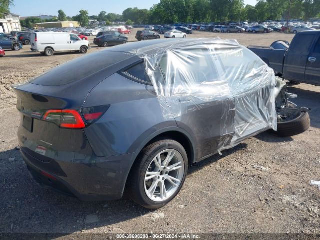 5YJYGDEE2LF037275 Tesla Model Y Long Range Dual Motor All-wheel Drive