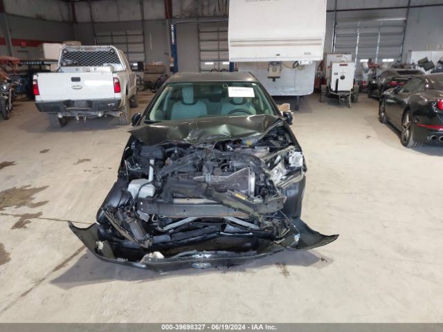 JTDKDTB30E1571365 Toyota Prius C One