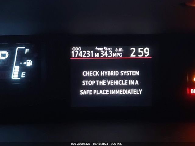 JTDKDTB30E1571365 Toyota Prius C One