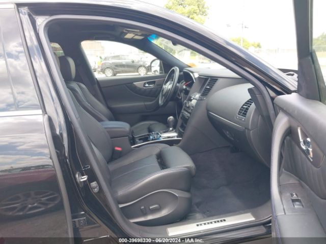 JN8CS1MW6HM414047 Infiniti QX70