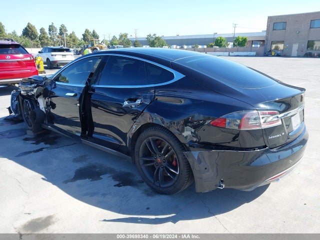 Tesla Model S 60/70/85 2015 5YJSA1E1XFF112439 Image 3