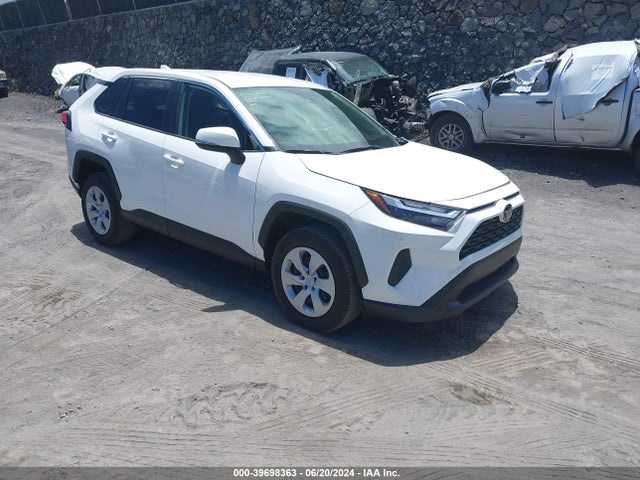 Toyota RAV4 LE 2024 JTMG1RFVXRD103807 main image