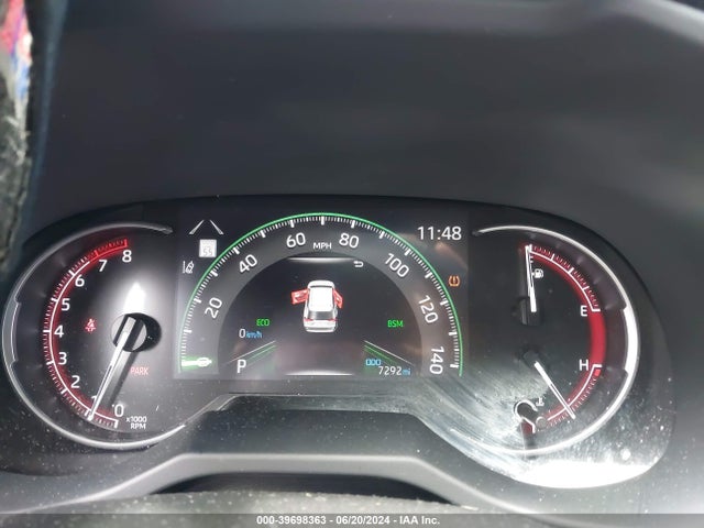 Toyota RAV4 LE 2024 JTMG1RFVXRD103807 Image 7