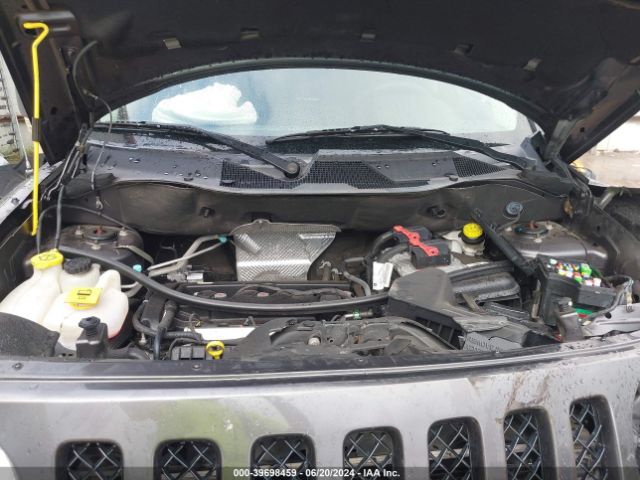 1C4NJPBA3HD118775 Jeep Patriot Sport Fwd