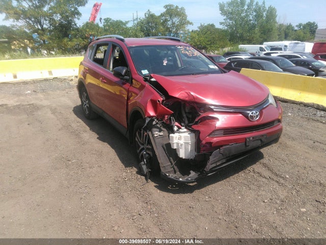 Toyota RAV4 LE 2016 JTMBFREV1GJ097584 main image