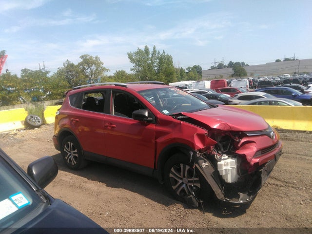 Toyota RAV4 LE 2016 JTMBFREV1GJ097584 Image 13
