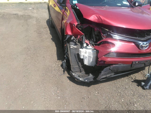 Toyota RAV4 LE 2016 JTMBFREV1GJ097584 Image 18