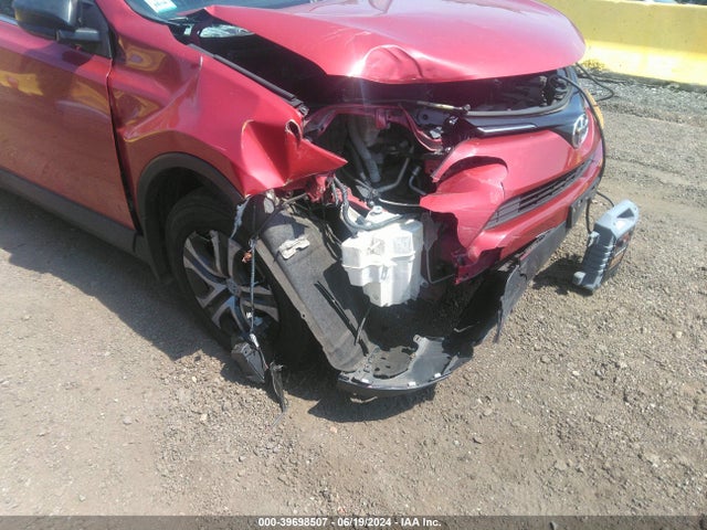 Toyota RAV4 LE 2016 JTMBFREV1GJ097584 Image 19